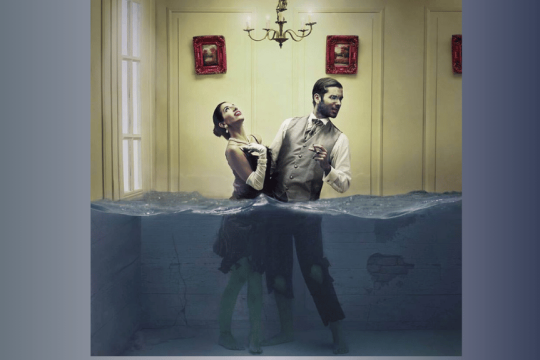 «Νεόπλουτοι» απο τη σειρά Unseen της Λιβανέζας εννοιολογικής φωτογράφου Lara Zankoul